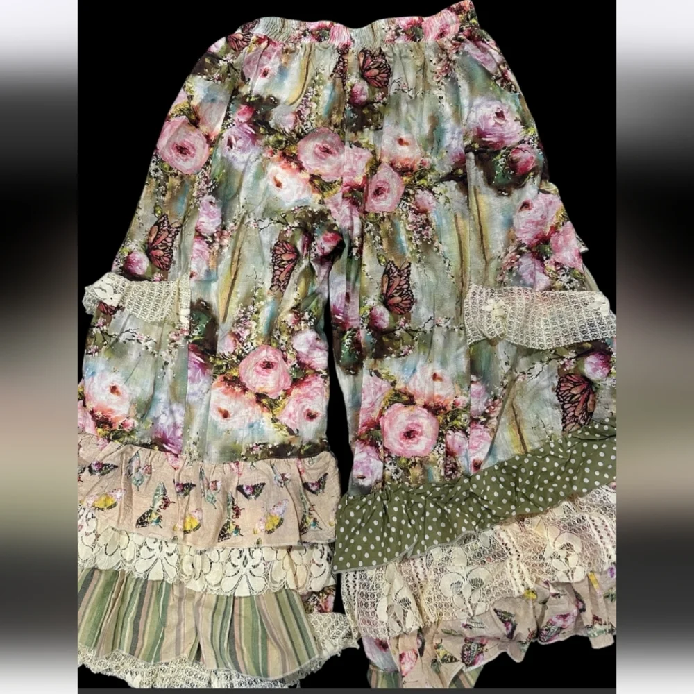 NEW A Rare Bird Butterfly Boho Pants -  Ruffle Wide-Leg Pants - Picture 4 of 4
